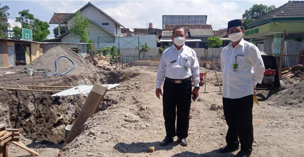 Kabid Dikmad Kanwil Kemenag DIY Lakukan Monev Pembangunan Gedung SBSN MAN 4 Bantul
