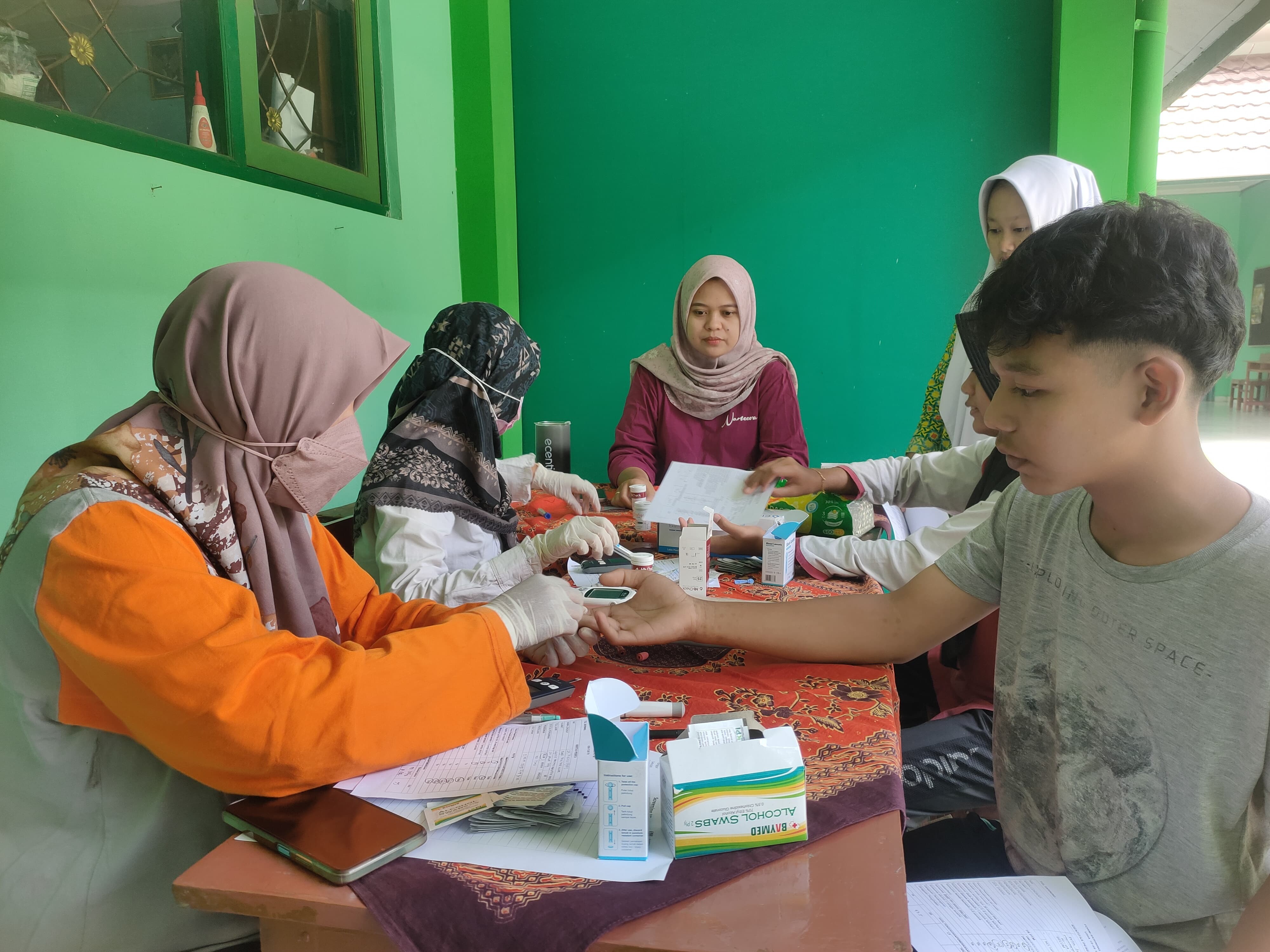 Cegah Dini Penyakit, MAN 4 Bantul dan Puskesmas Banguntapan III Gelar Screening Kesehatan